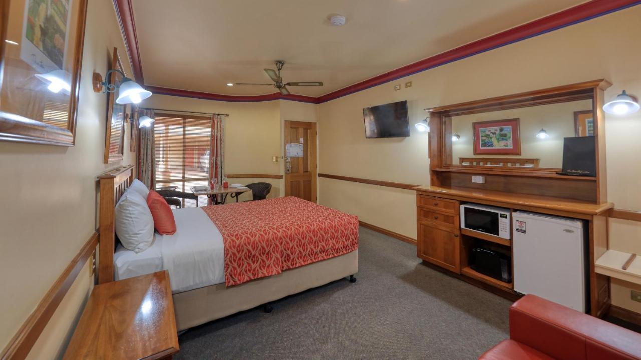 Dalby Homestead Motel Экстерьер фото
