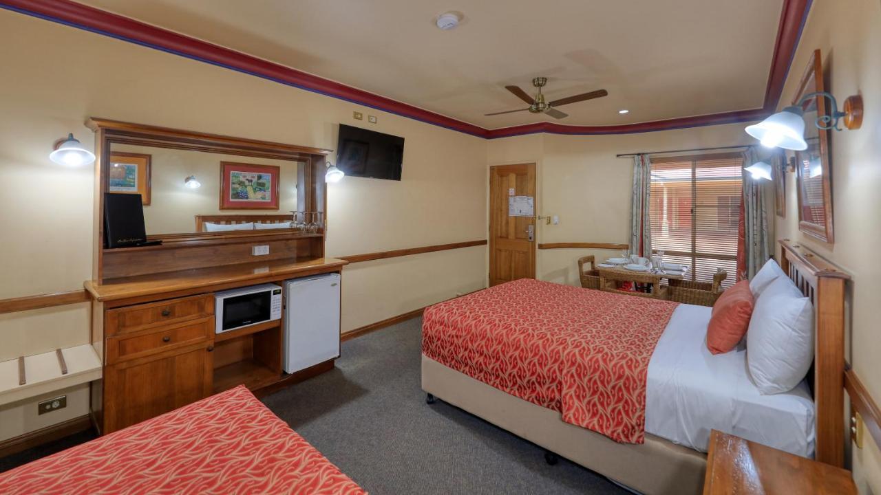 Dalby Homestead Motel Экстерьер фото